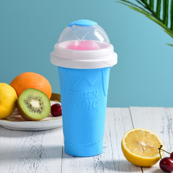Net Celebrities Pinch The Into An Ice And Quickly Make A Smoothie Cup - Image 7