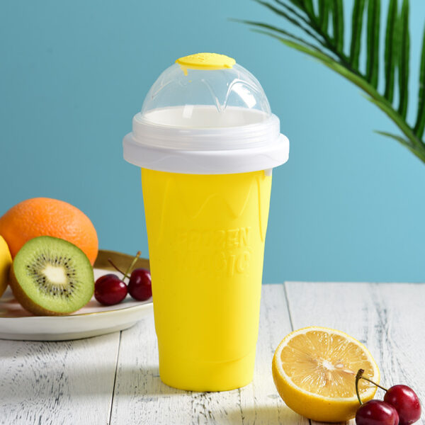Net Celebrities Pinch The Into An Ice And Quickly Make A Smoothie Cup - Image 10